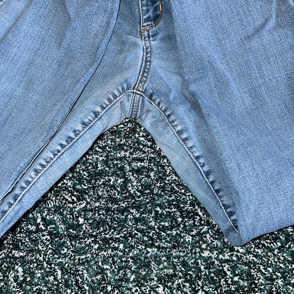 Universal Thread Jeans - Picture 3 of 4
